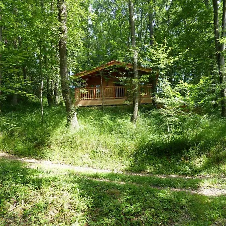 & Mayari キャンプ場 Escosse