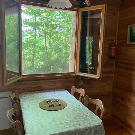 & Mayari キャンプ場 3*