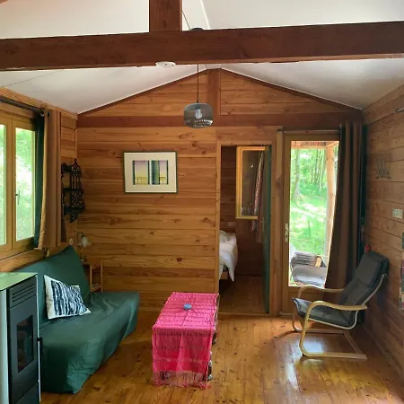 & Mayari キャンプ場 Escosse