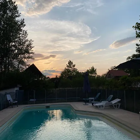 Camping Chalets & Camping Villa Mayari