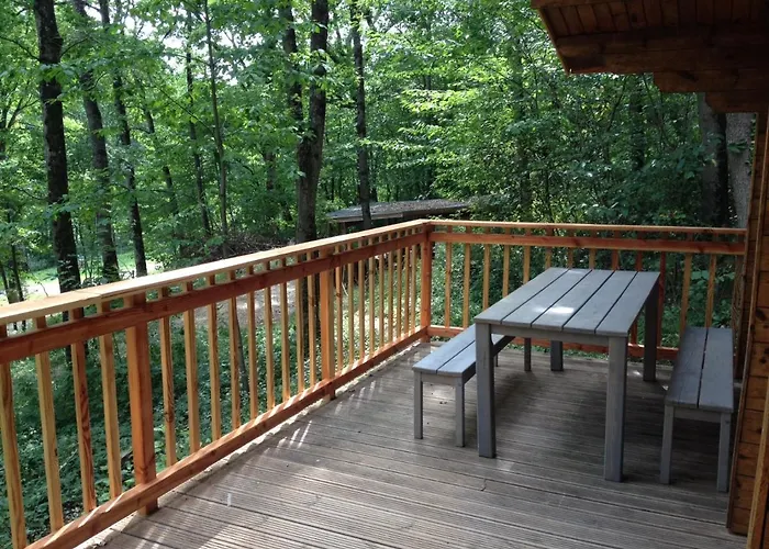 & Mayari مكان تخييم Escosse