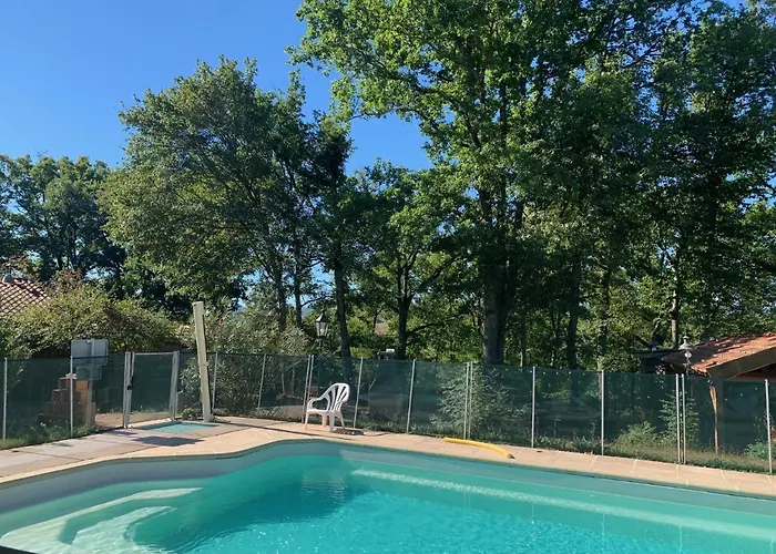 & Mayari مكان تخييم 3*