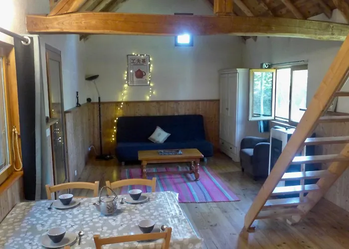 & Mayari مكان تخييم Escosse