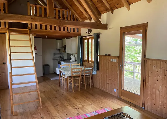 مكان تخييم & Mayari Escosse